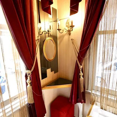 Hotel Sultan Tughra 4*