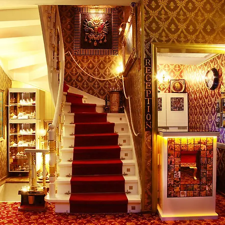 Hotel Sultan Tughra 4*