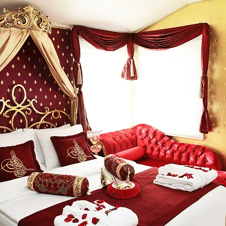 Sultan Tughra ホテル イスタンブール