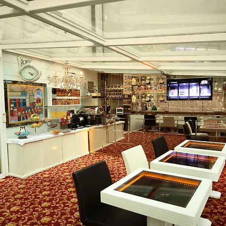 ホテル Sultan Tughra 4*