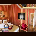 Hotel Sultan Tughra